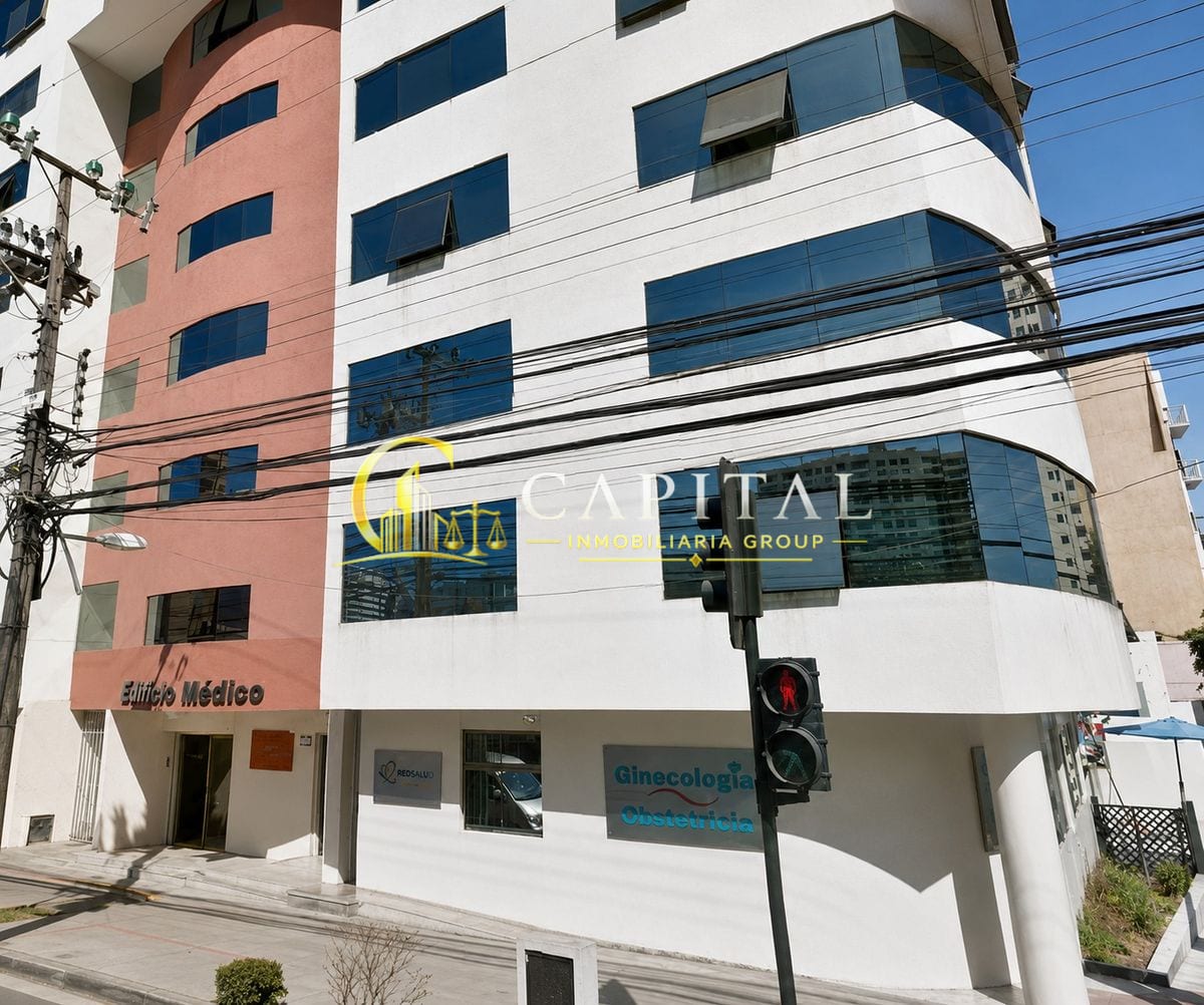 EXCELENTE OPORTUNIDAD "SE VENDE OFICINA EN EDIFICIO TAIRA"